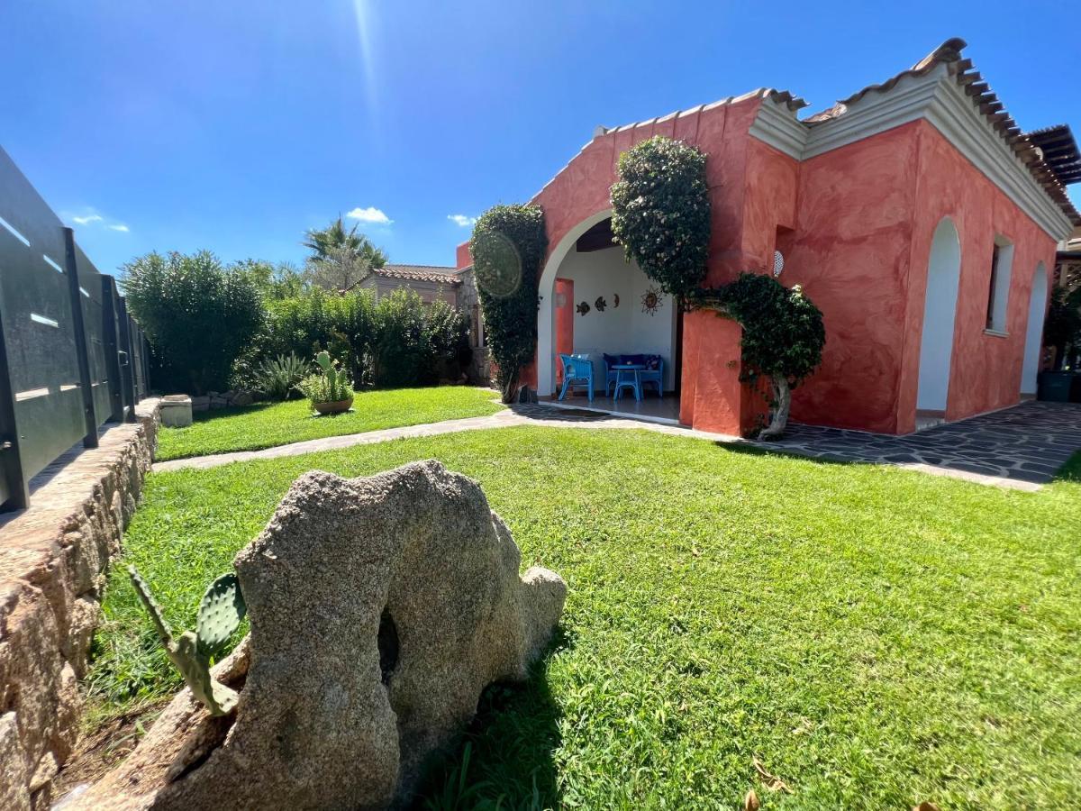 Villa Antonella San Teodoro  Eksteriør bilde