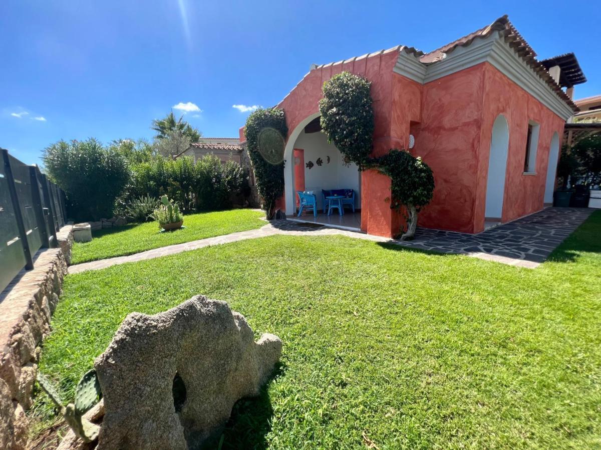 Villa Antonella San Teodoro  Eksteriør bilde
